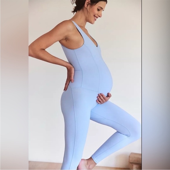 FREE PEOPLE | Light Blue Maternity Activewear Set - Picture 1 of 8
